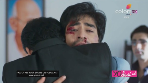 Bepannah – 61. ep. – Noor sazna ko je Arjun, Aditya i Zoya se pomire sa svojim očevima!