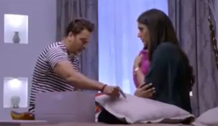 Yeh Hai Mohabbatein - 8. 8. 2018. - Parmit i Simi imaju plan i koriste Santoši protiv Išite!