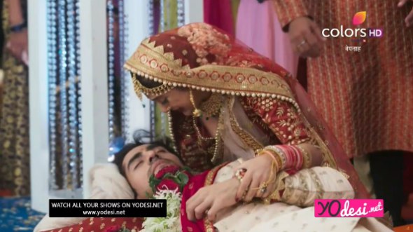 Bepannah – 145. epizoda – Zoya i Aditya se venčaju, Adityu ujede zmija!