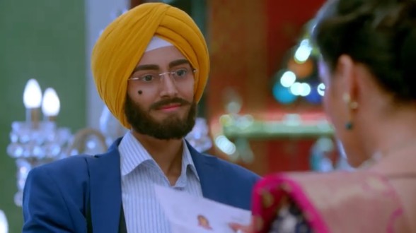 Kasautii Zindagii Kay – 139. epizoda – Prerna, Šivani i Anupam prerušeni pretresaju vilu Basuovih!