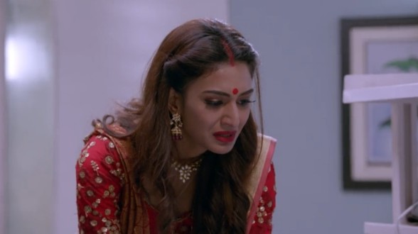 Kasautii Zindagii Kay – 160. epizoda – Moloj je paralizovan!